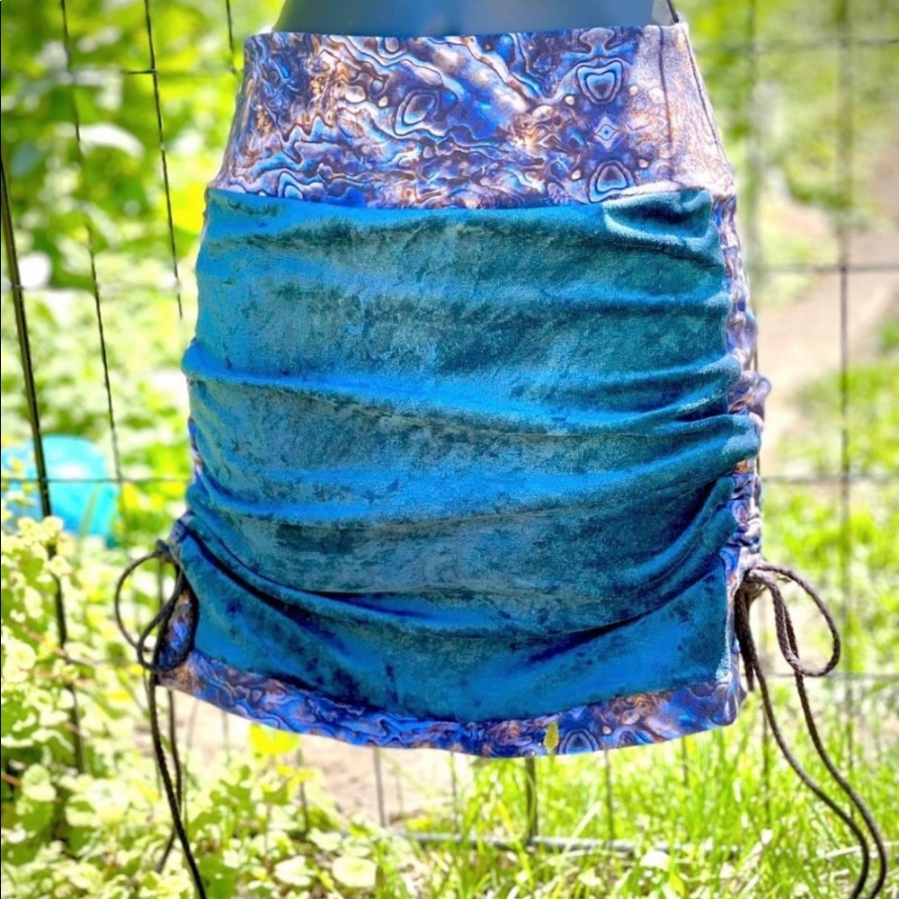 New 1OAK Abalone Print Velour Cinch Skirt S - Bamboo natural fabric 🧜‍♀️🐚